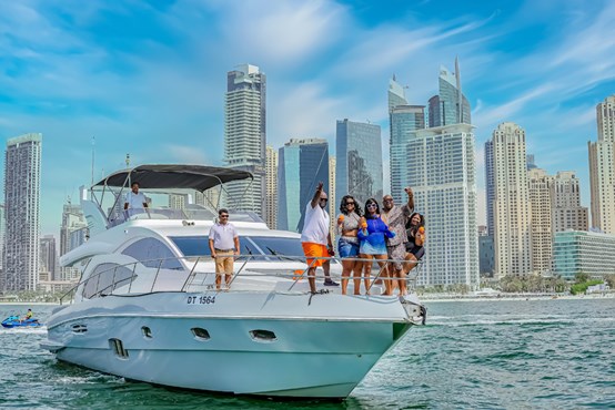 Majesty yacht | AED700/hour